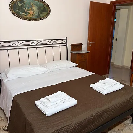 펜션 Casa Tranquilla E Indipendente 레조디칼라브리아